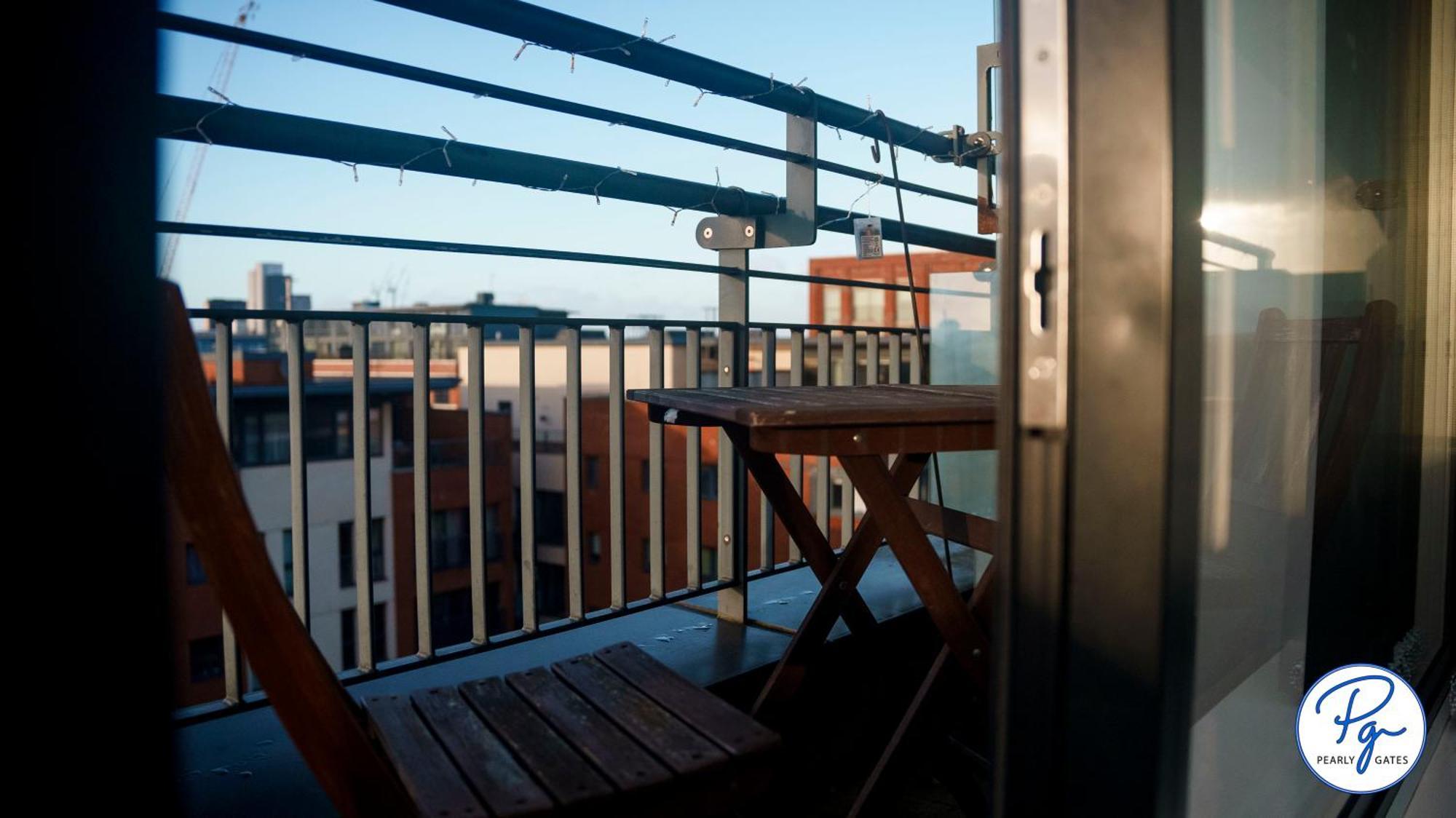 Penthouse - Amazing City Skyline Views - Balcony - Free Extra 2 Hours - Free Parking - Utilita Arena - Bullring Shopping - New St Station- Super King Size Bed Birmingham Zewnętrze zdjęcie